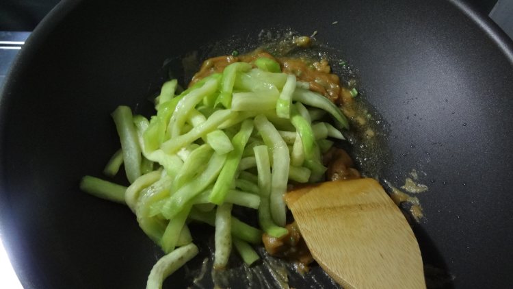 麻酱茄子步骤7