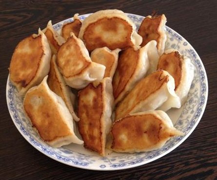 茄子牛肉洋葱馅锅贴步骤13