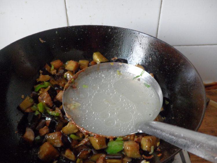 蚝油茄丁步骤7