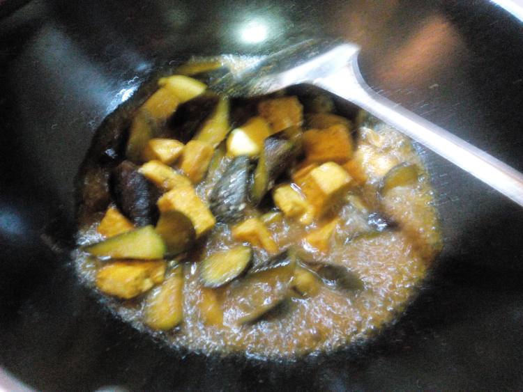 咖喱茄子炖豆腐步骤15