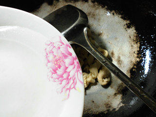 千张结炒茄子步骤5