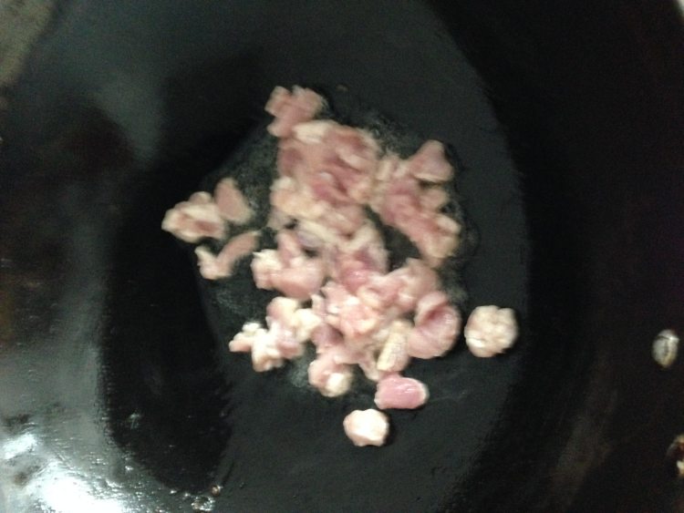 瘦肉炒茄丝步骤3