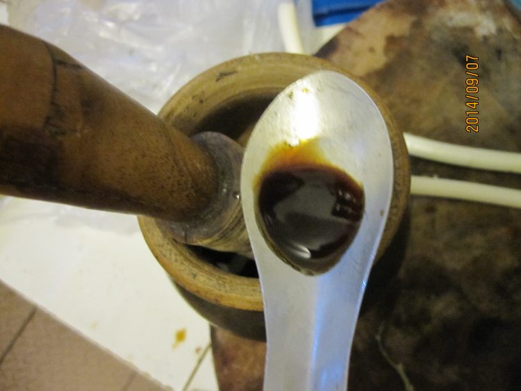 茄子淋蒜步骤8