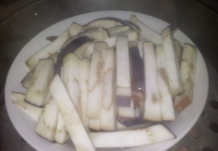酱汁蒸茄子步骤2