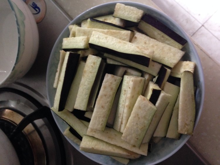 清蒸肉末茄条步骤2