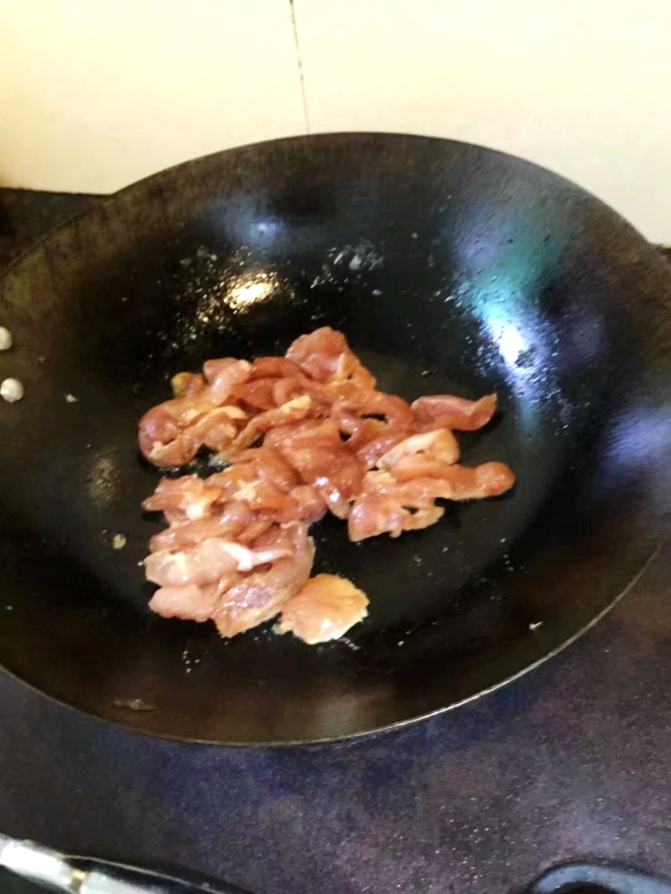 菜椒炒肉片步骤5