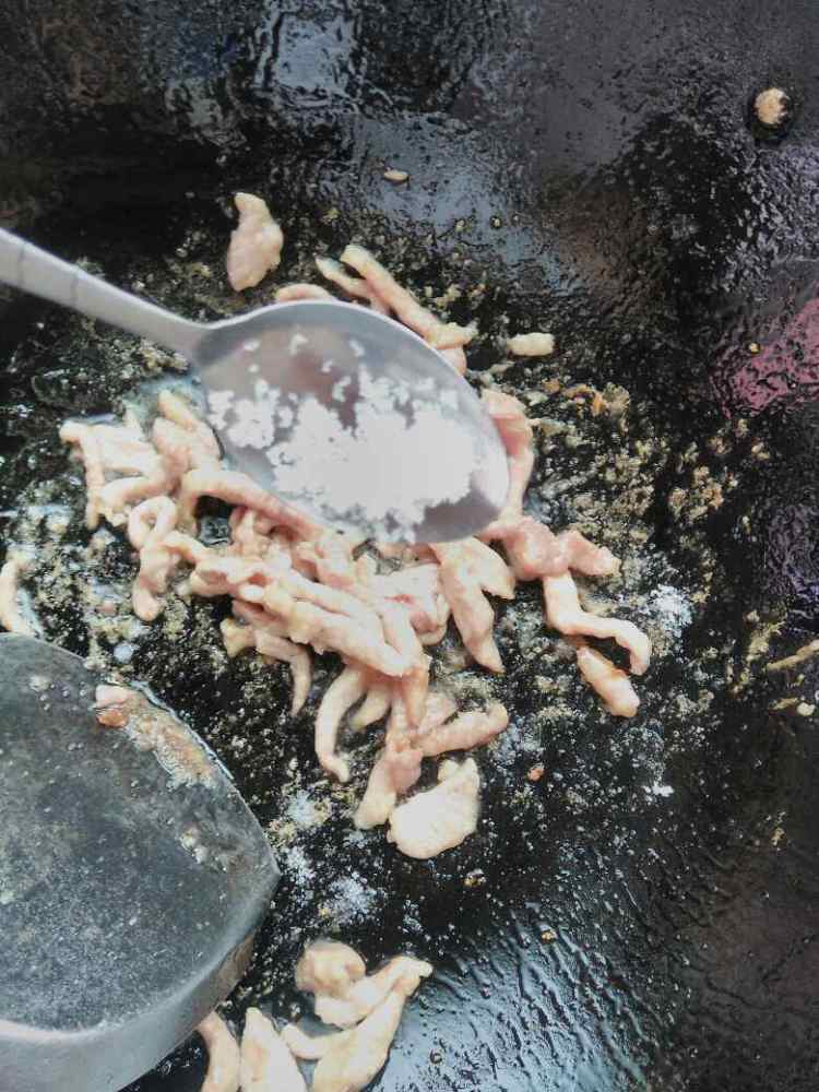 胡萝卜瘦肉面步骤5