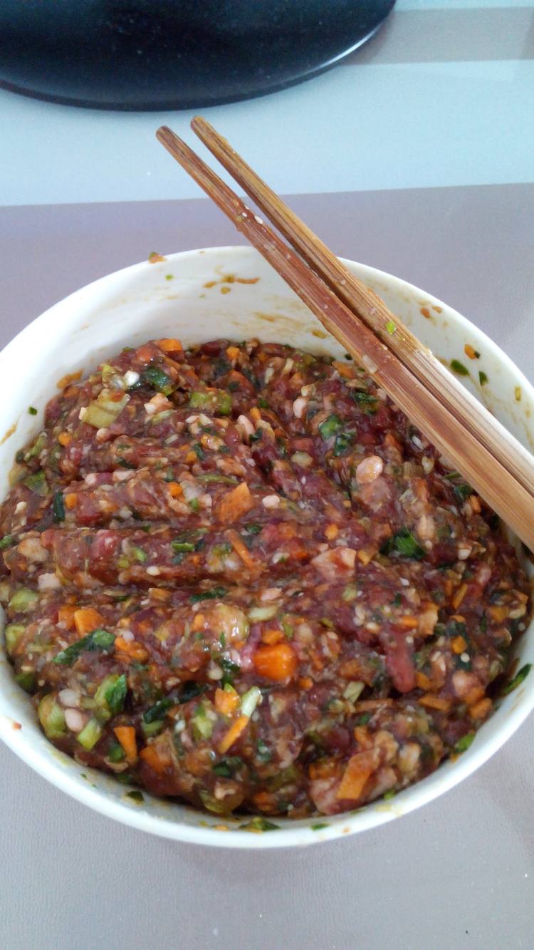 酸汤牛肉馄饨步骤5