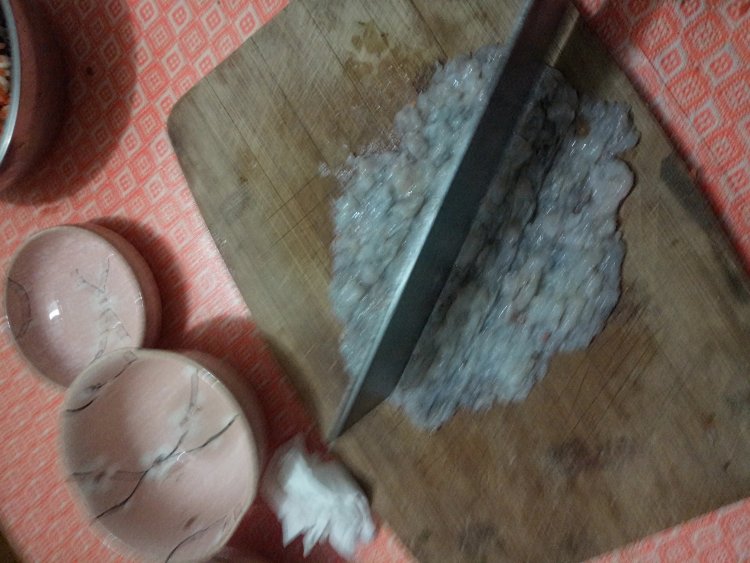 冬瓜虾卷步骤3