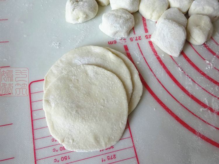 #盛夏餐桌 #玫瑰煎饺步骤6