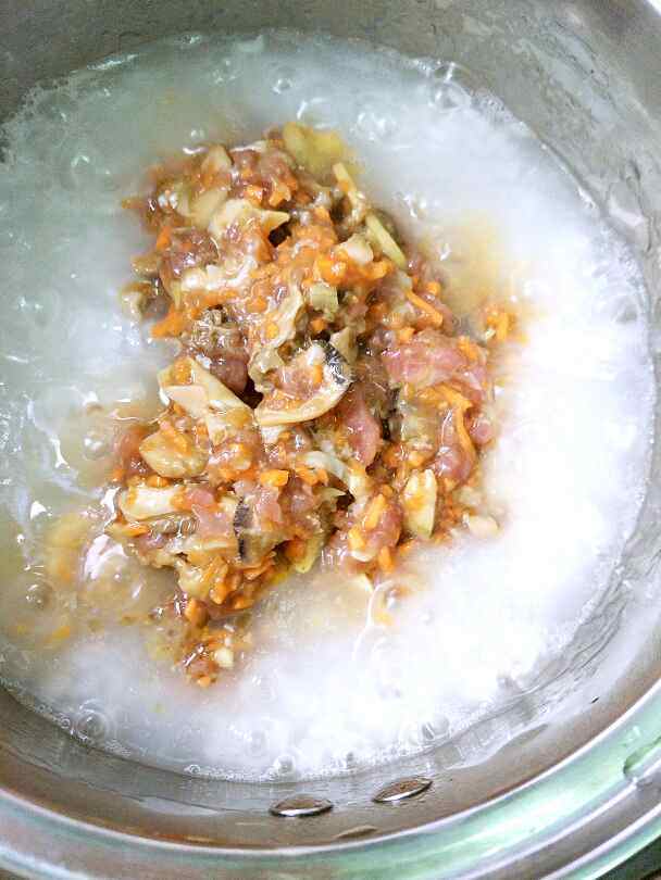 河贝瘦肉粥步骤9
