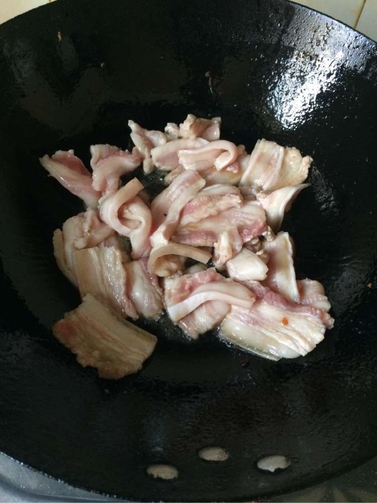 胡萝卜青椒炒肉步骤3