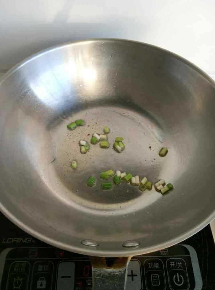 玉米豌豆粒小炒步骤4