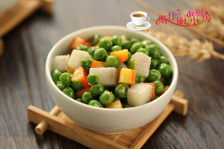 青豆山药胡萝卜丁步骤7