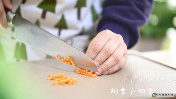 菠菜虾仁补钙饼步骤4