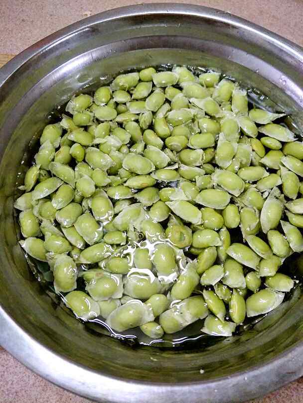 素菜胡萝卜与青豆步骤3