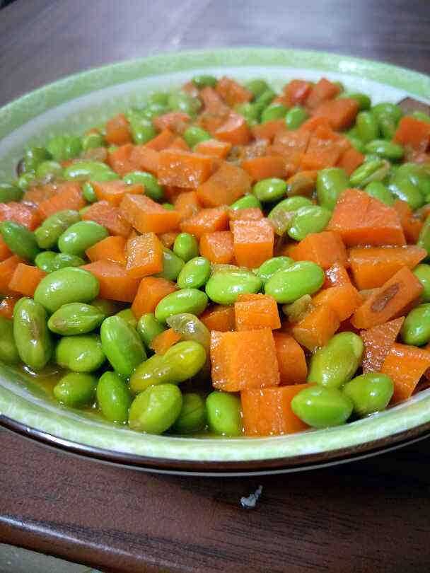 素菜胡萝卜与青豆步骤7