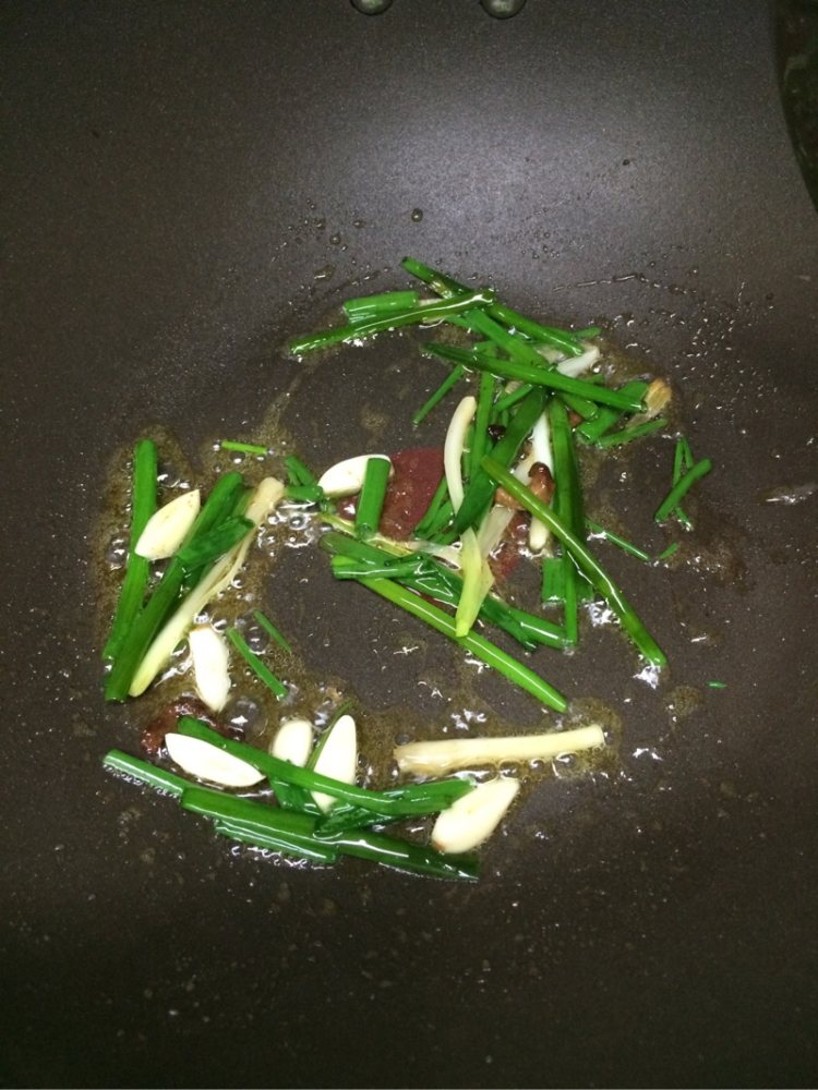 小炒三蔬步骤3