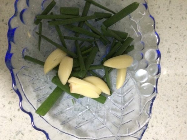 小炒三蔬步骤2