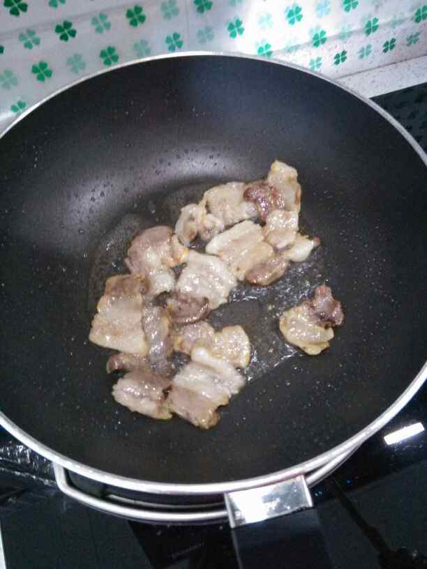 腌肉炖土豆步骤5