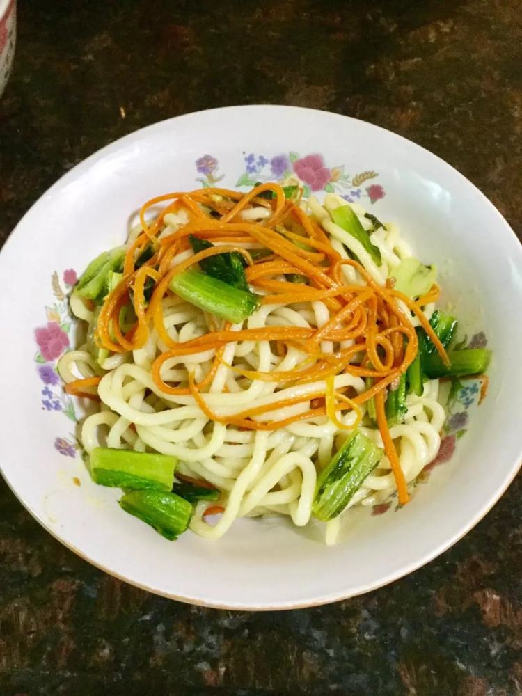 素菜炒面步骤12