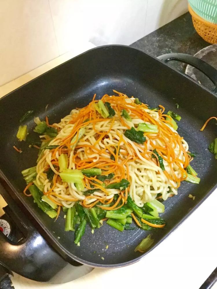 素菜炒面步骤11