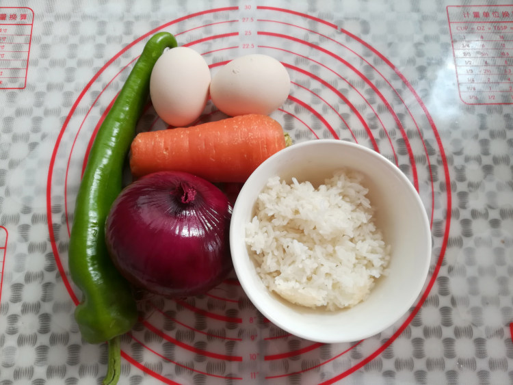 洋葱蔬米饼步骤1