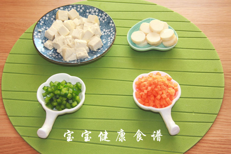豆腐蔬菜条步骤2
