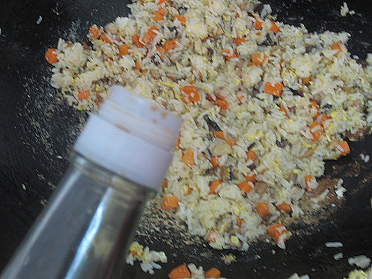 香菇炒饭步骤8