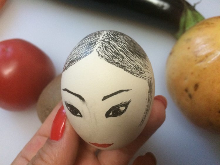 餐盘画：满族头饰步骤2