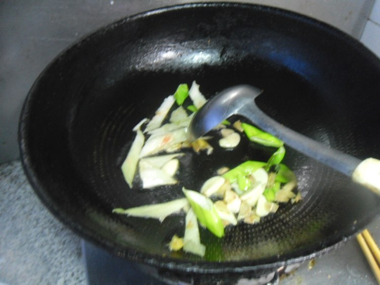 熘炒素腰花步骤8