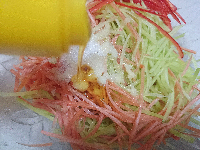 胡萝卜拌莴苣步骤8