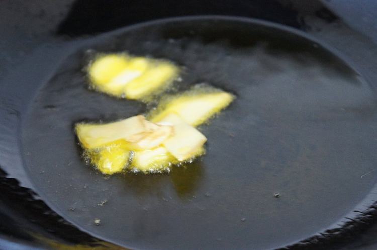 清炒油菜土豆片步骤4