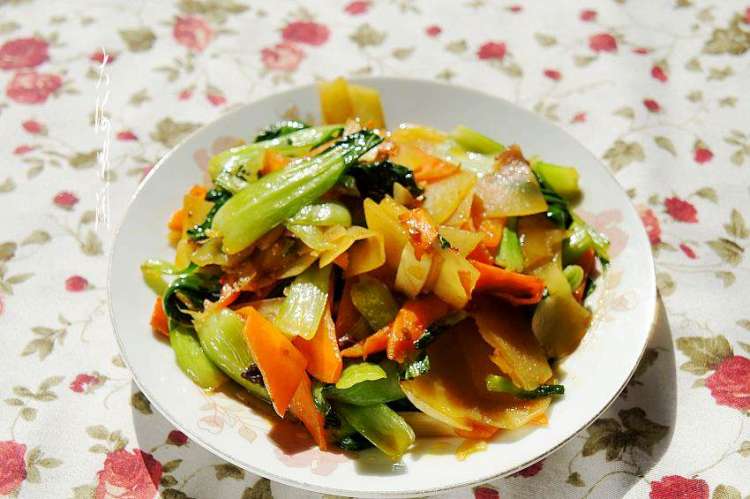 清炒油菜土豆片步骤8