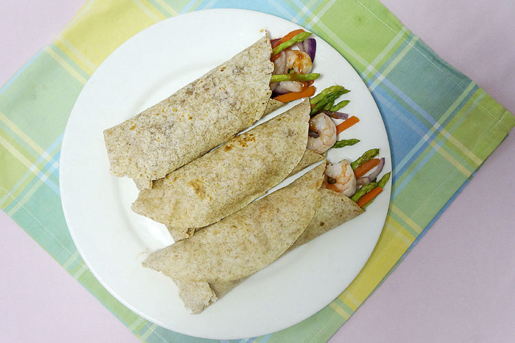 虾仁全麦春饼#本味家步骤10
