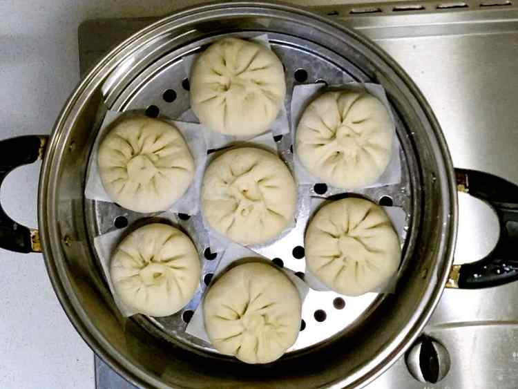 胡萝卜香菇猪肉蒸包步骤18