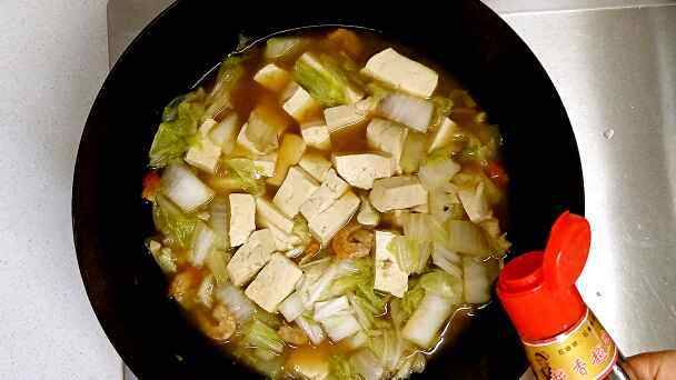 烤虾干炖白菜豆腐步骤10
