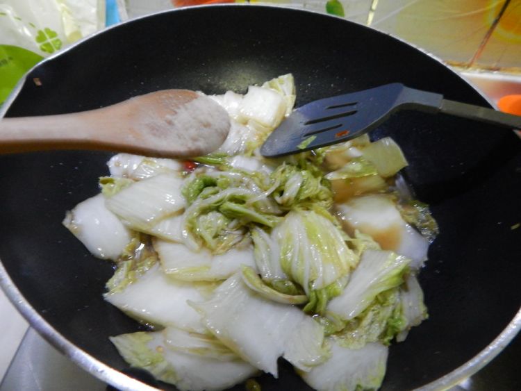 酸辣白菜步骤11