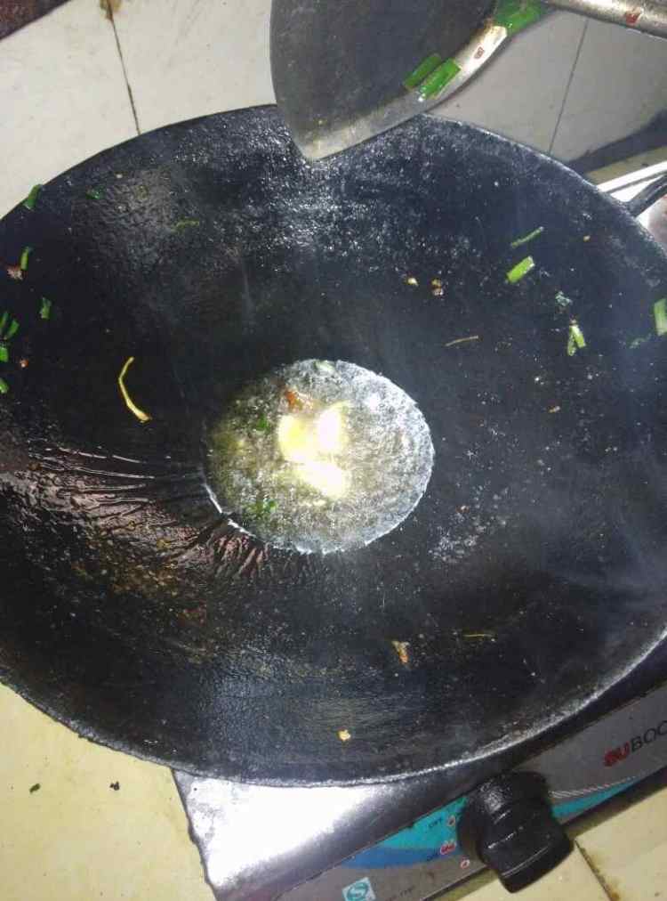 千张炒白菜步骤3