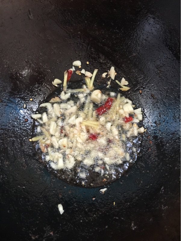 白菜丝炒肉片步骤5