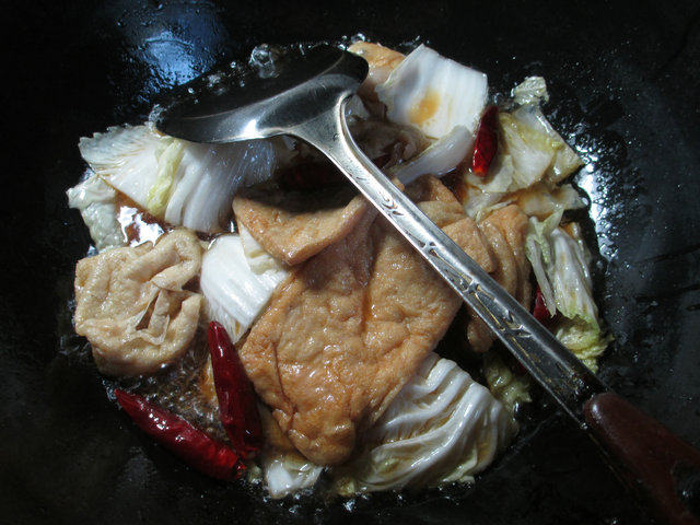 白菜煮豆腐干步骤8