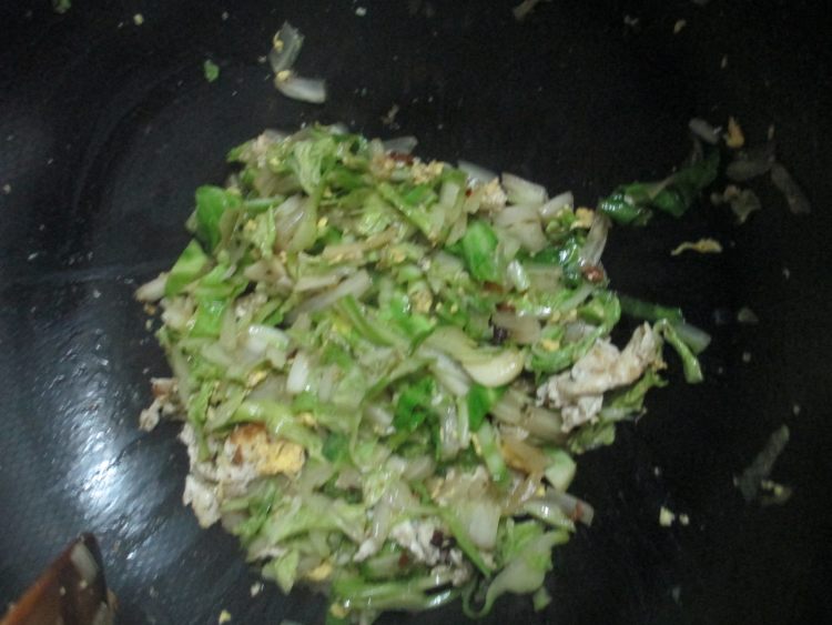 蛋炒白菜步骤7
