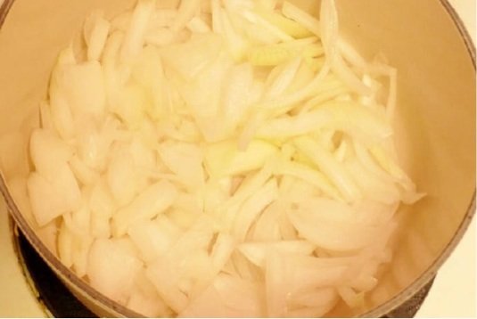 菌菇杂烩•肉豆腐煲步骤2