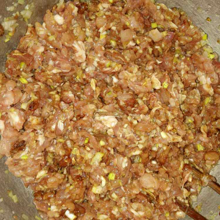 白菜猪肉馅包子步骤12