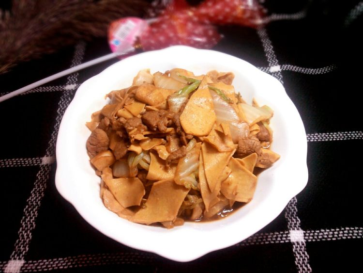 白菜炒干豆腐步骤9