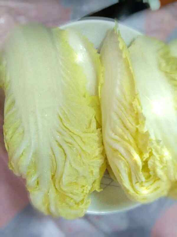 鸡蛋白菜素食饺步骤1