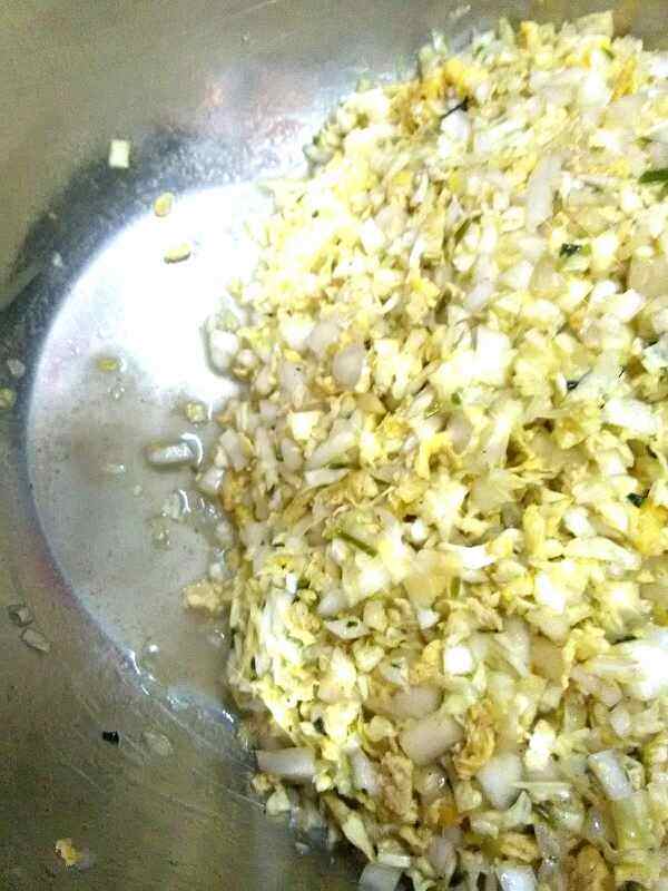 鸡蛋白菜素食饺步骤8