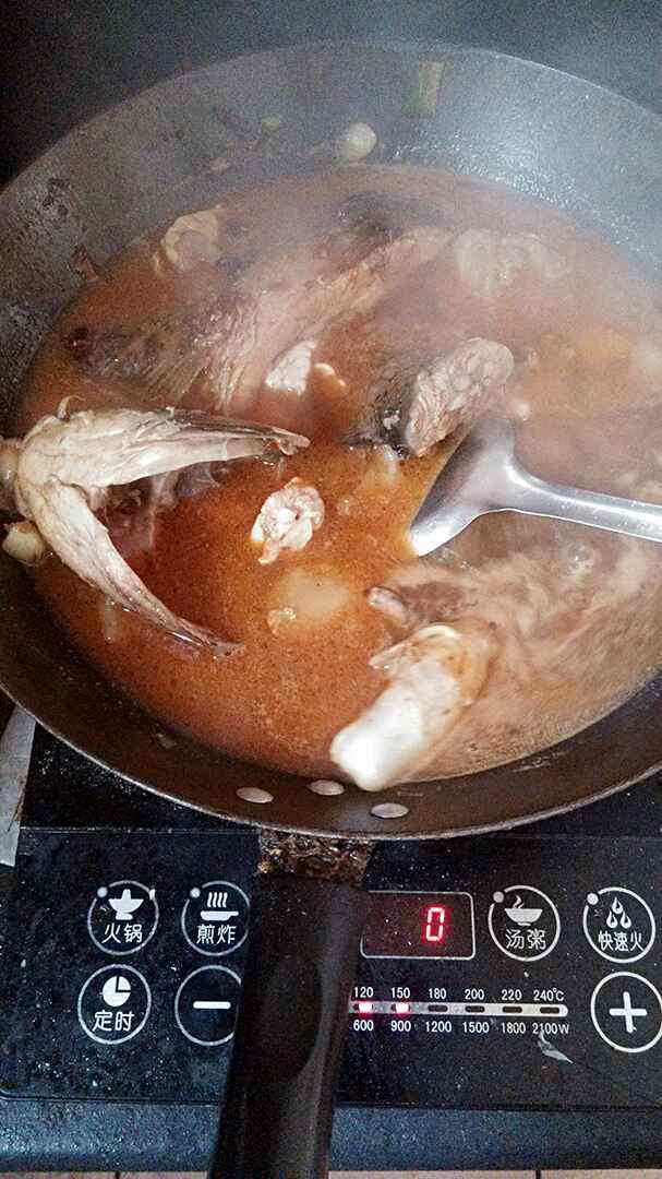 白菜炖鱼步骤5