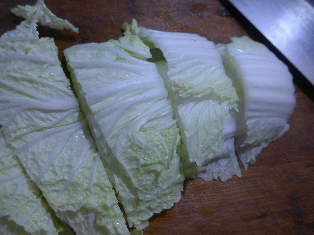 白菜煮荷包蛋步骤2