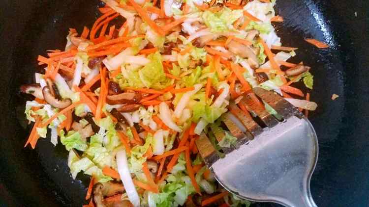 白菜豆腐三丝汤步骤7